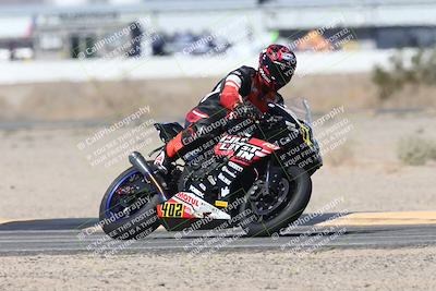media/Oct-05-2025-CVMA (Sun) [[beeef4f201]]/Race 5-Amateur Supersport Open (Holeshot)/